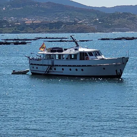 Hotel en barco Don Maximo Yacht *