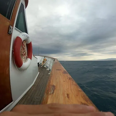 Don Maximo Yacht ספינת מלון *