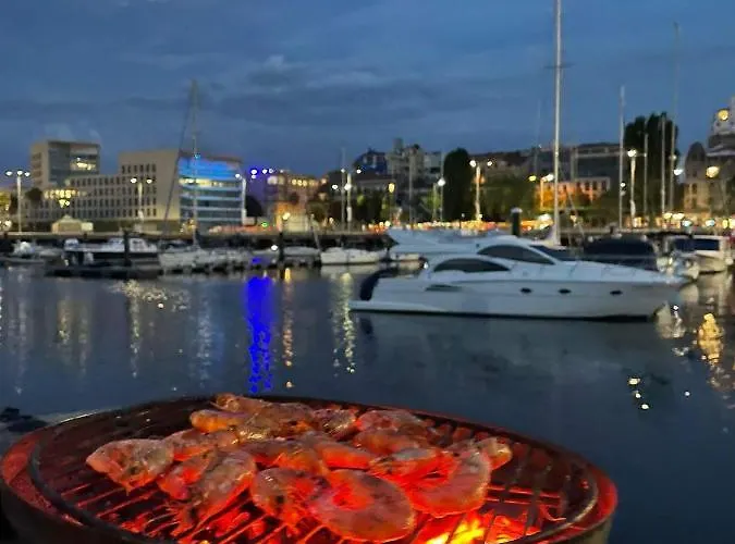 ספינת מלון Don Maximo Yacht *