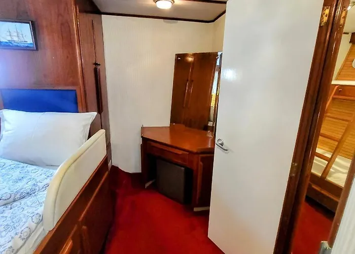 Don Maximo Yacht ויגו