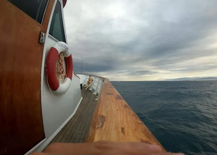 Don Maximo Yacht ספינת מלון *