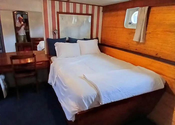 Don Maximo Yacht ויגו