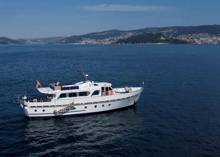 ספינת מלון Don Maximo Yacht