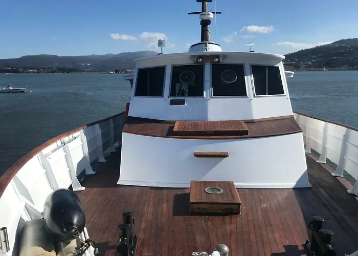 ספינת מלון Don Maximo Yacht *