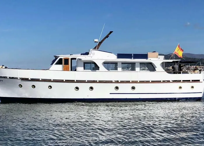 ספינת מלון Don Maximo Yacht